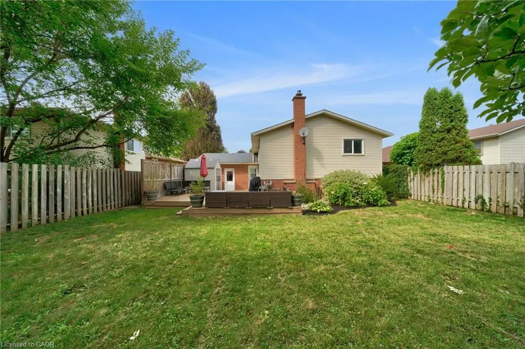 28 Lynden Hill Crescent