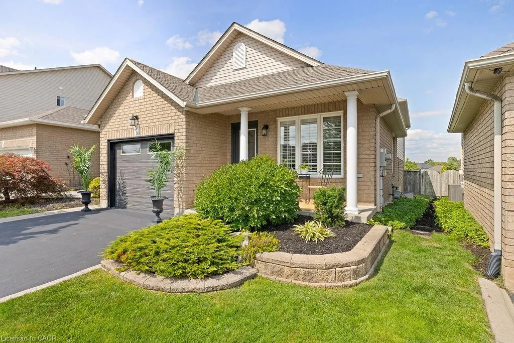 54 Briarose Place