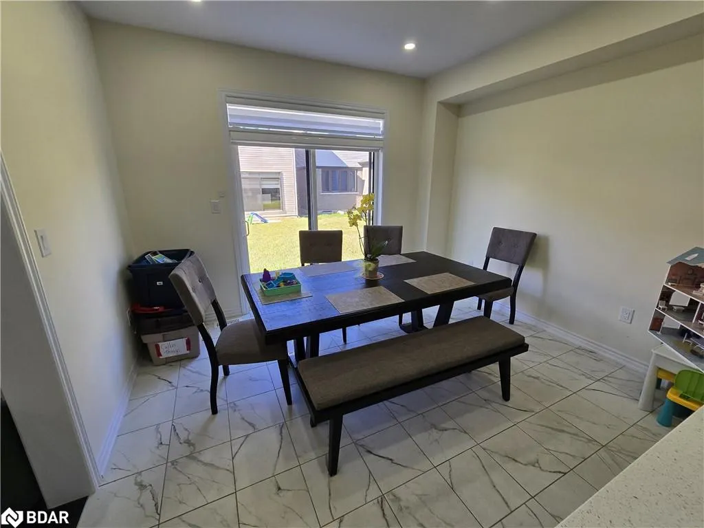 130 Whithorn Crescent