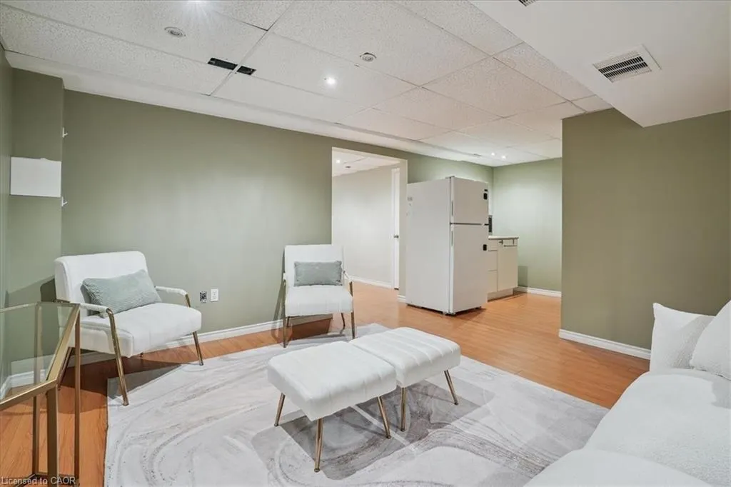 5200 Dorchester Road, #3