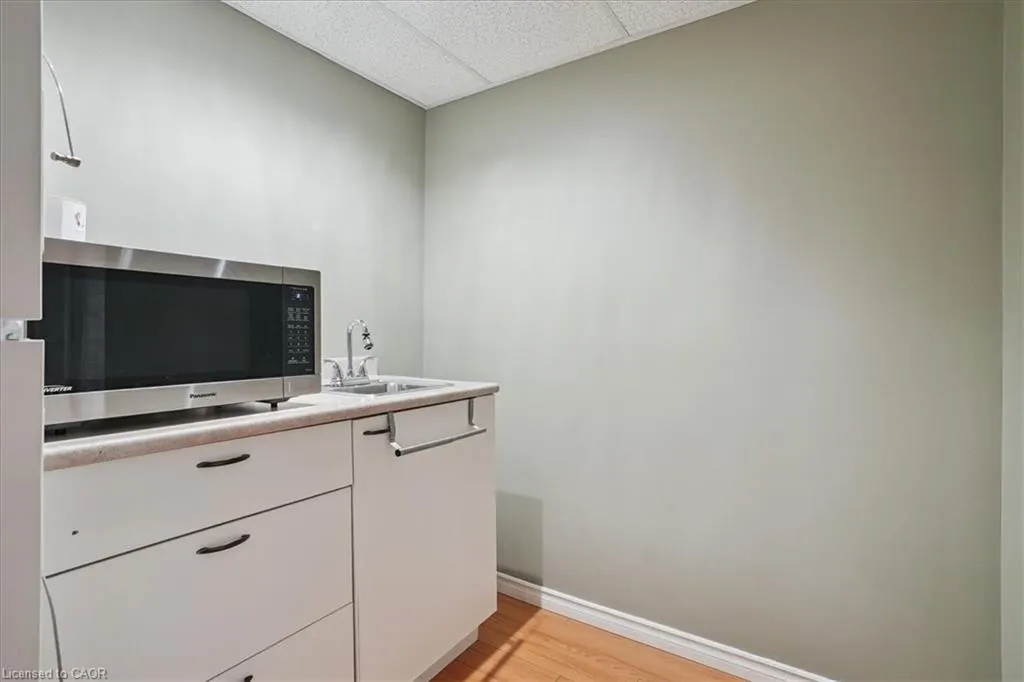 5200 Dorchester Road, #3