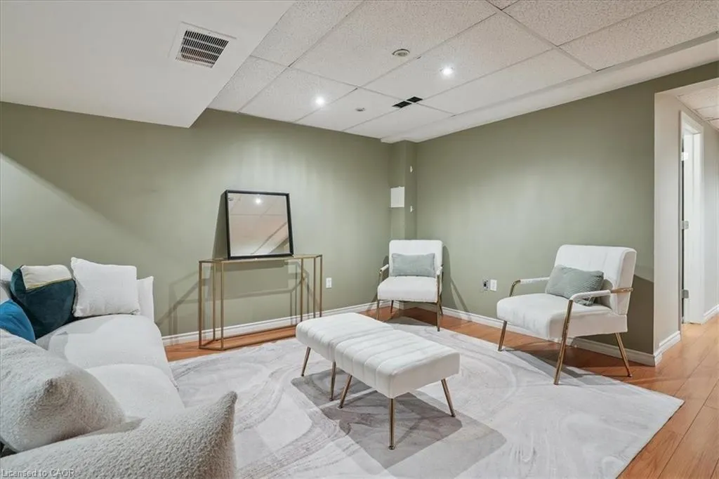 5200 Dorchester Road, #3