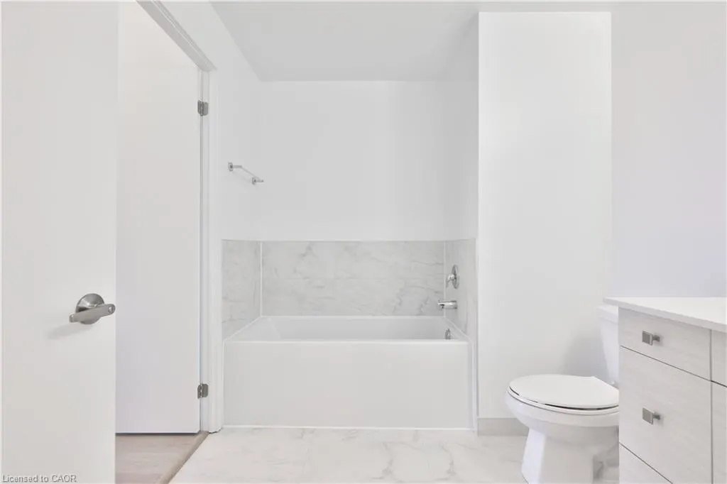 1035 Southdown Road, #1804