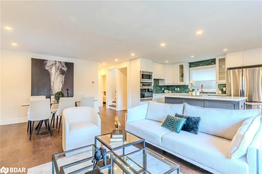 319 East 16th Street