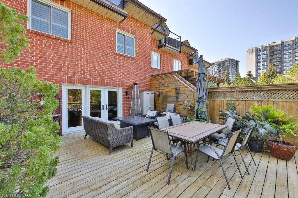 68 Tradewind Drive
