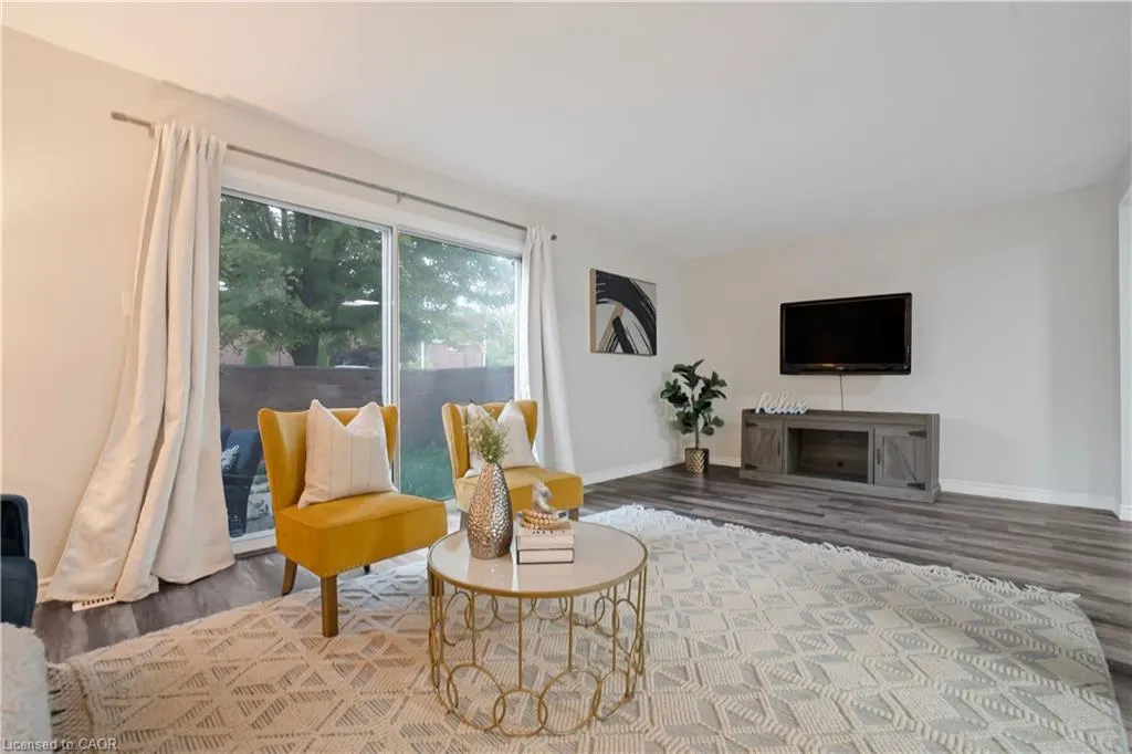 770 Fanshawe Park Road E, #60