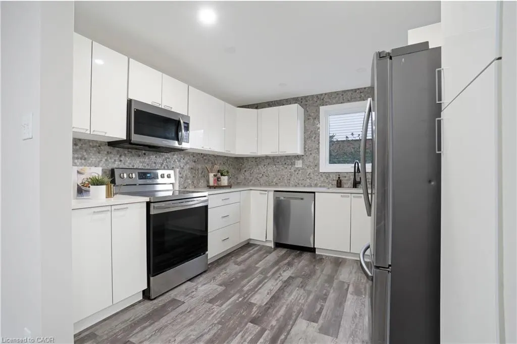 770 Fanshawe Park Road E, #60
