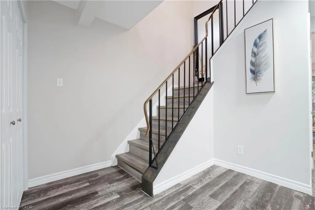 770 Fanshawe Park Road E, #60