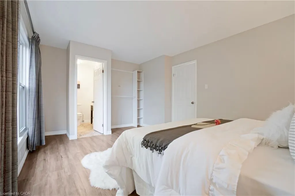 770 Fanshawe Park Road E, #60