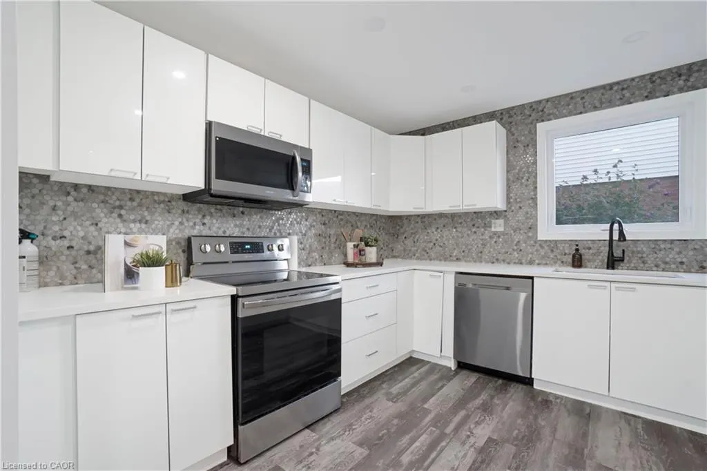770 Fanshawe Park Road E, #60