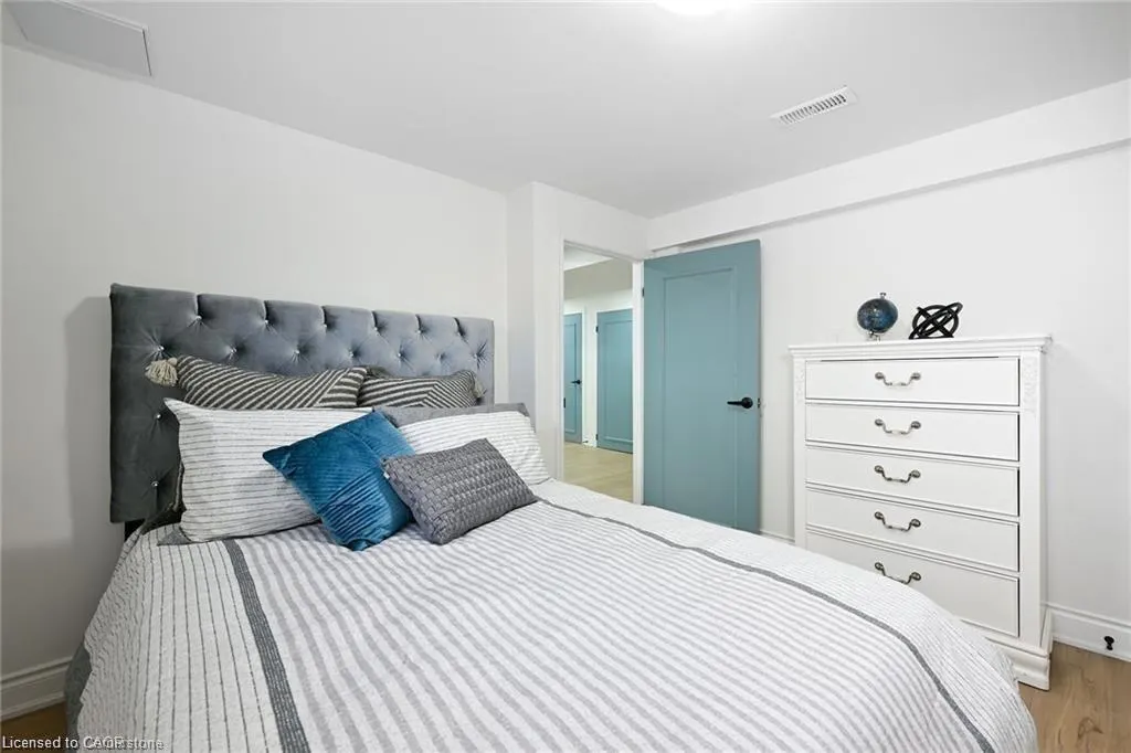 213 East 28th Street, #Lower