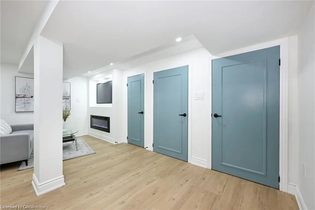 213 East 28th Street, #Lower