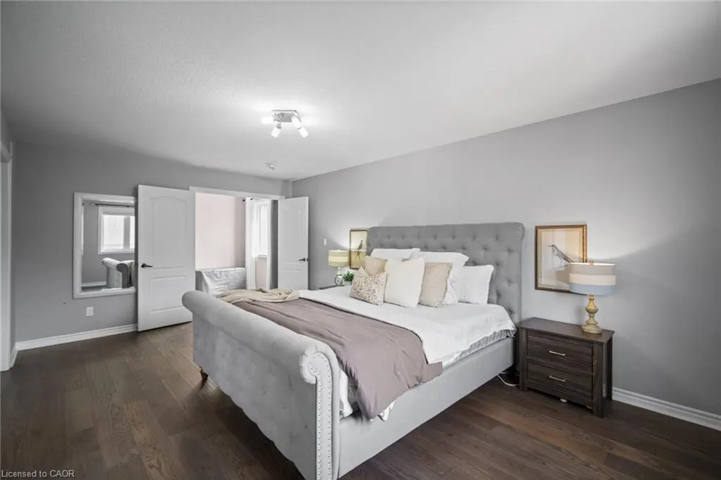 439 Moorlands Crescent