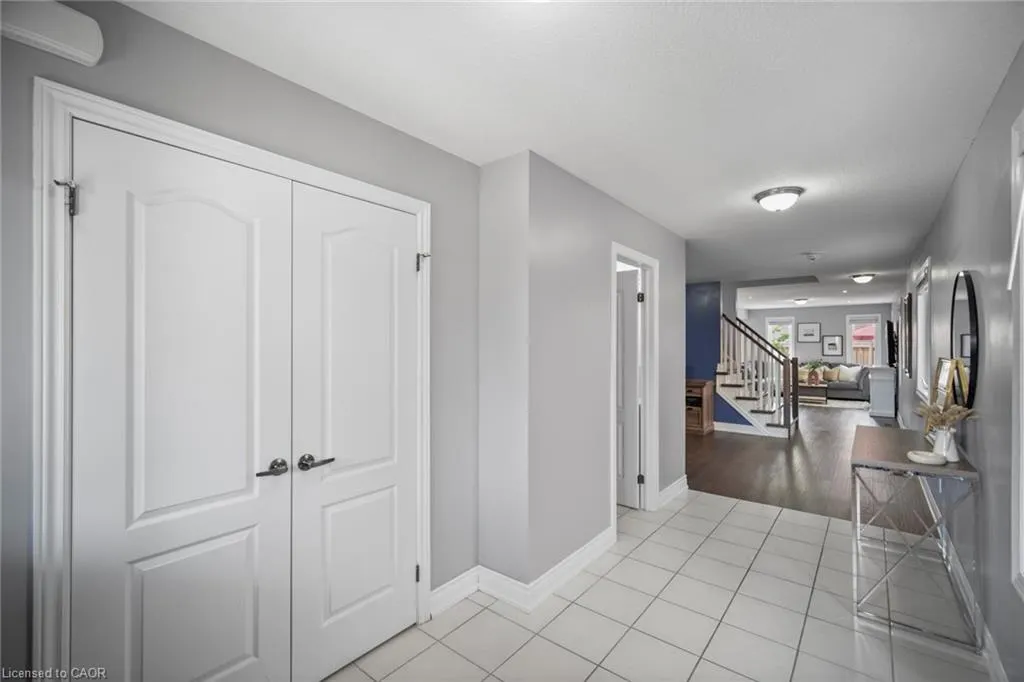 439 Moorlands Crescent