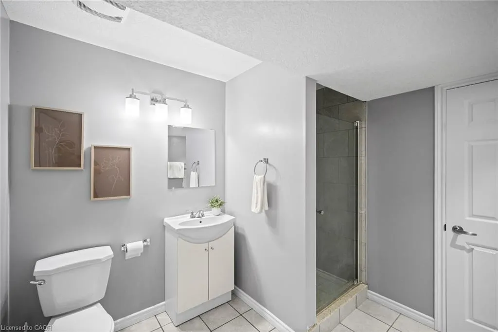 439 Moorlands Crescent