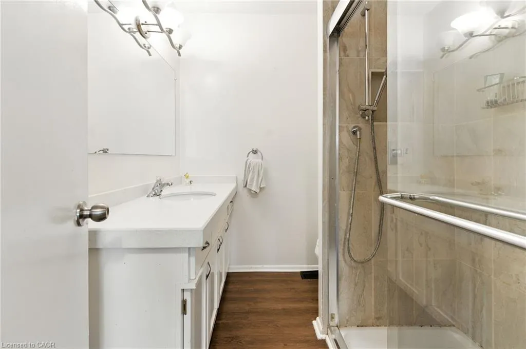 10 Owen Place, #MAIN