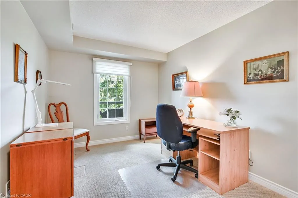 970 Golf Links Road, #205