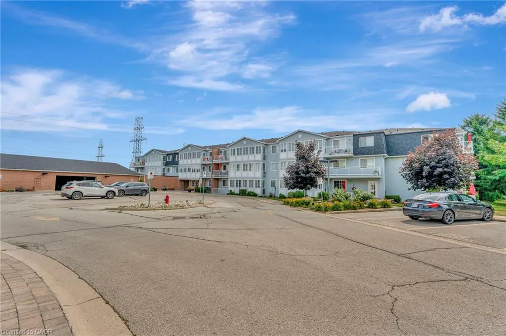 500 Silverbirch Boulevard, #101