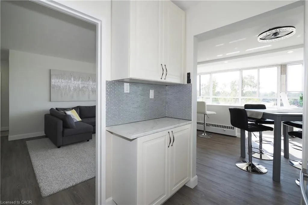 24 Midland Drive, #406