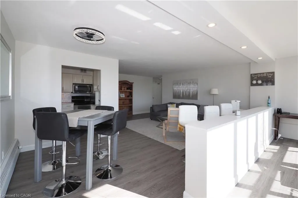 24 Midland Drive, #406