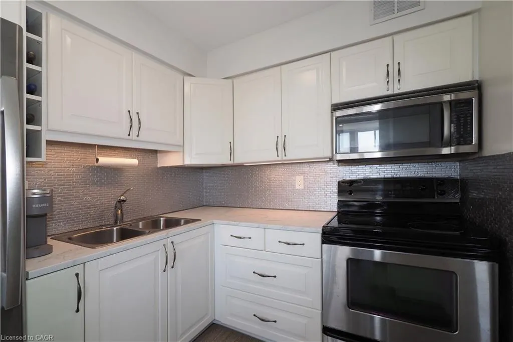 24 Midland Drive, #406
