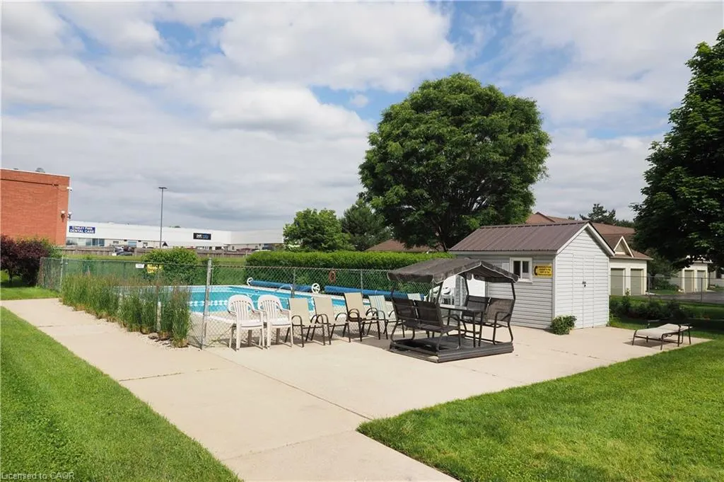 24 Midland Drive, #406