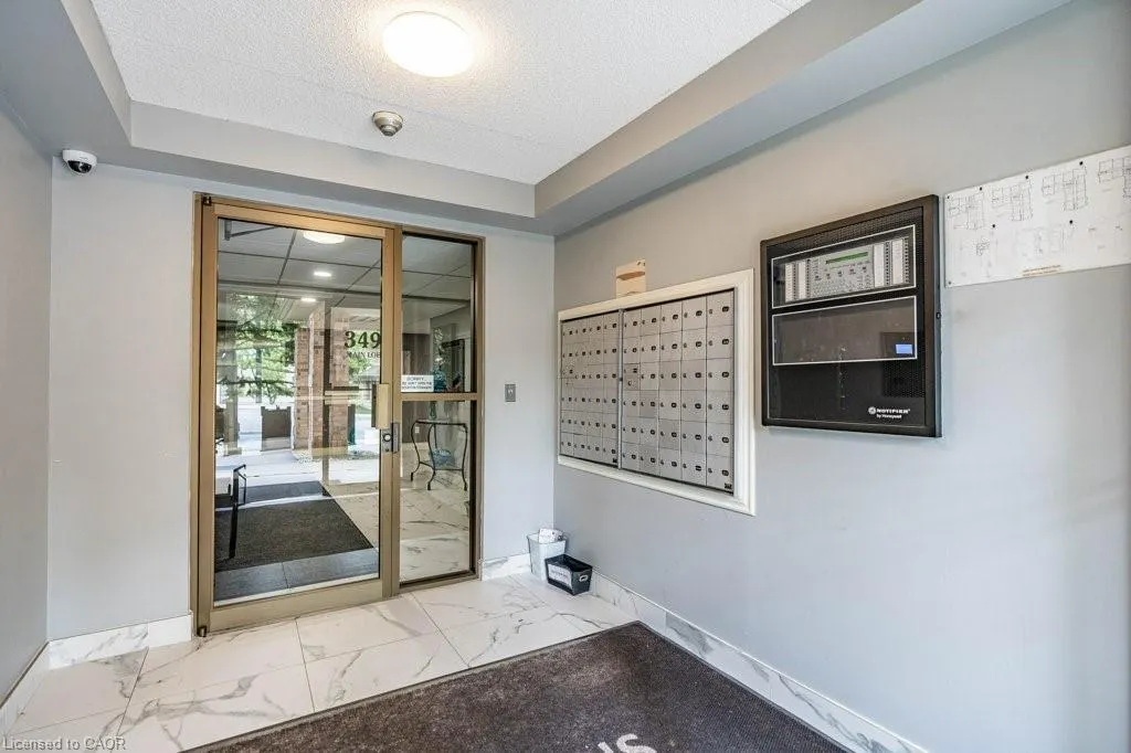 3499 Upper Middle Road, #210