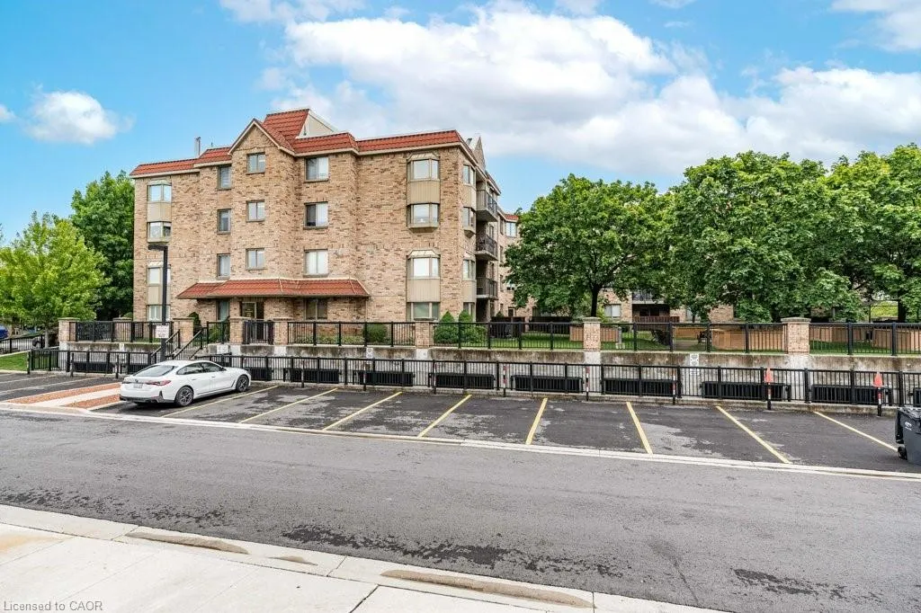 3499 Upper Middle Road, #210