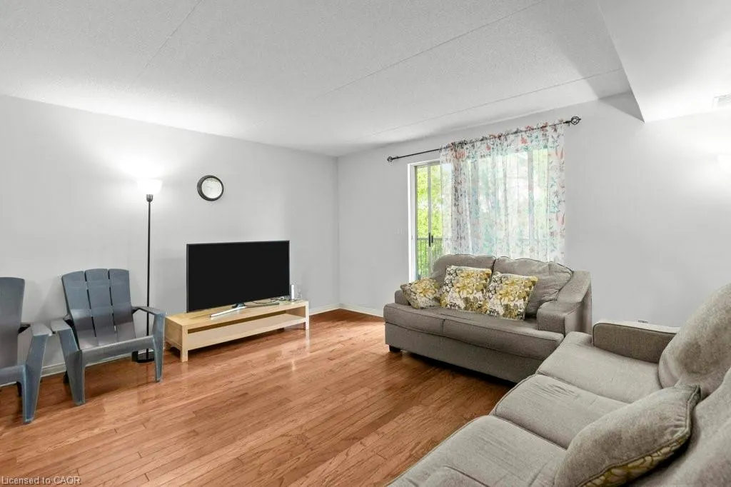 3499 Upper Middle Road, #210
