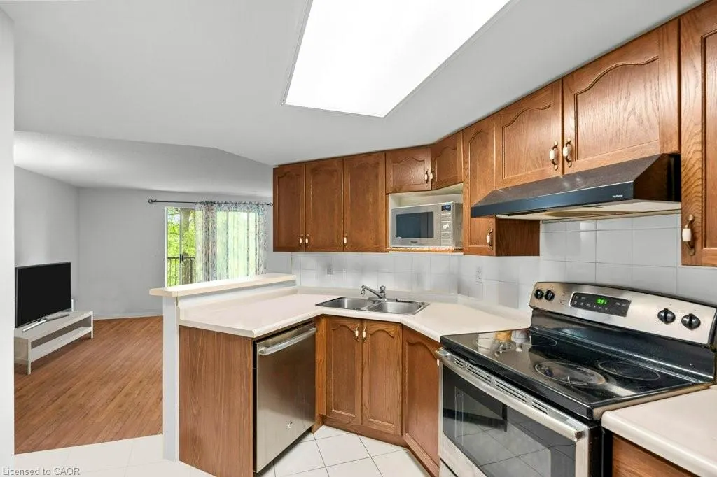 3499 Upper Middle Road, #210