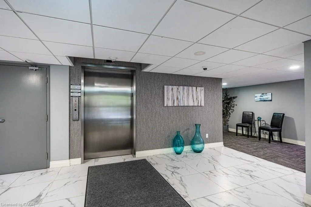 3499 Upper Middle Road, #210