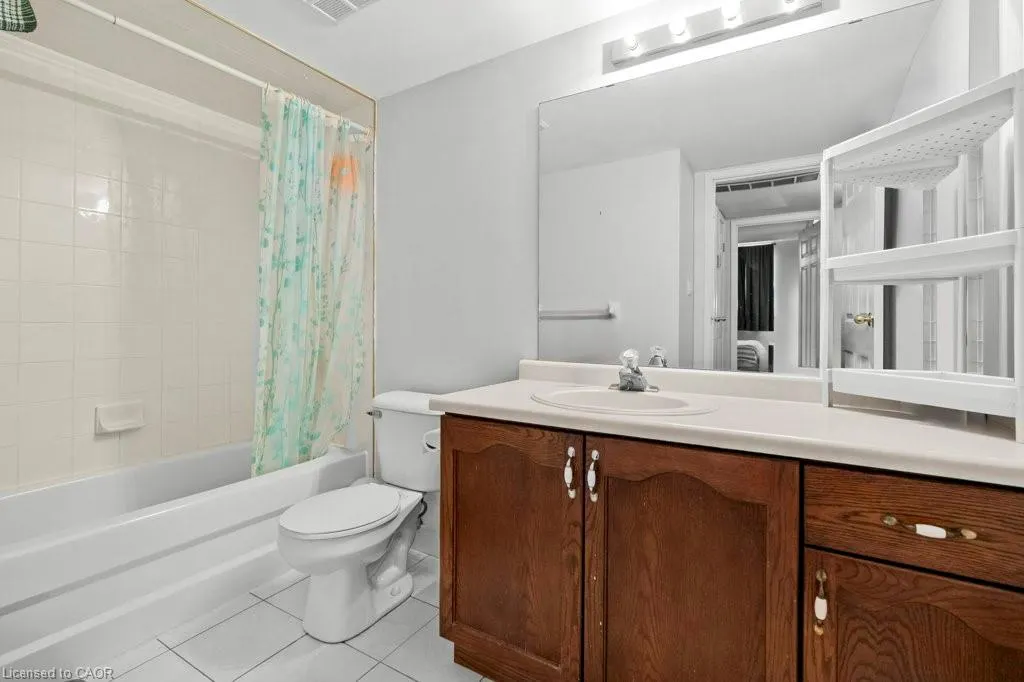3499 Upper Middle Road, #210