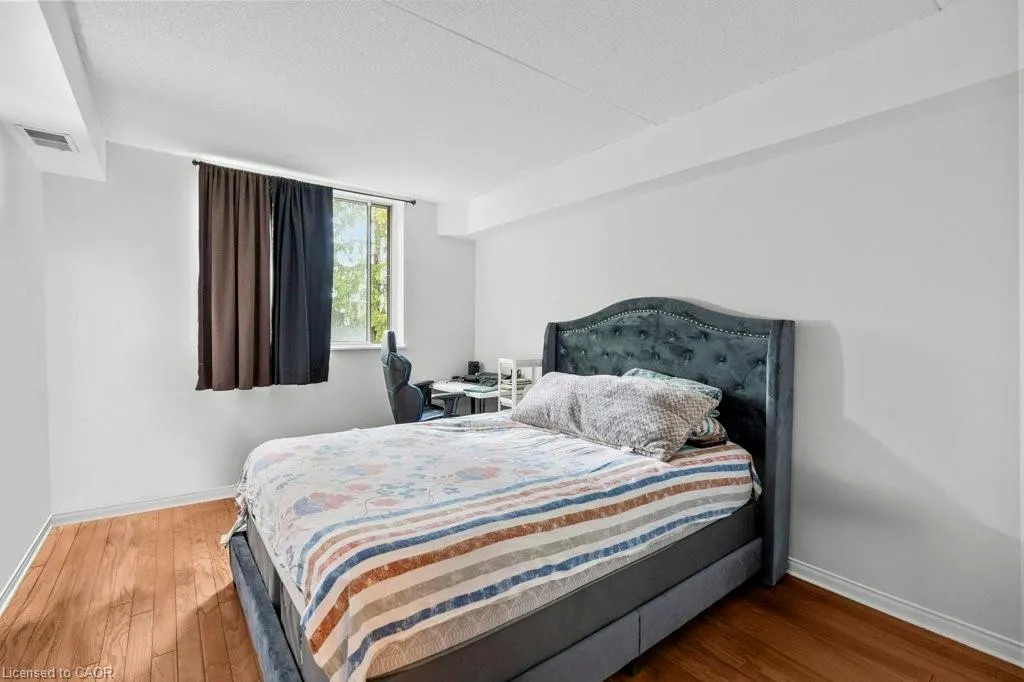 3499 Upper Middle Road, #210