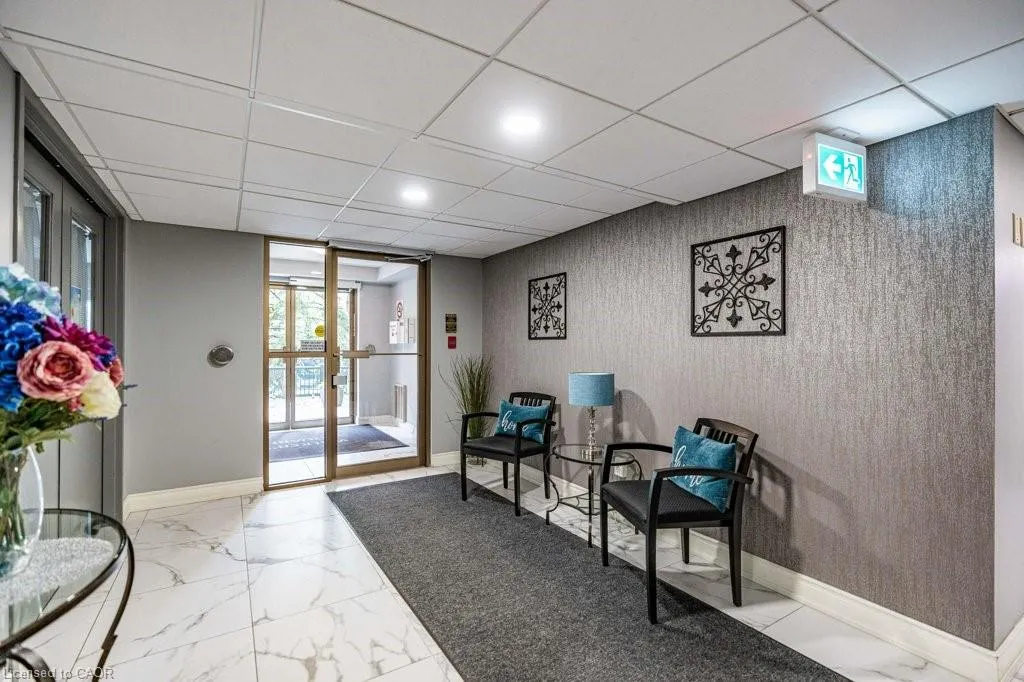 3499 Upper Middle Road, #210
