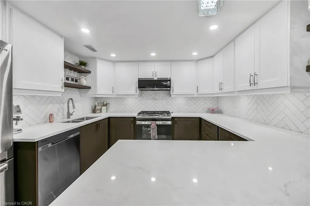 174 Kings Forest Drive, #B