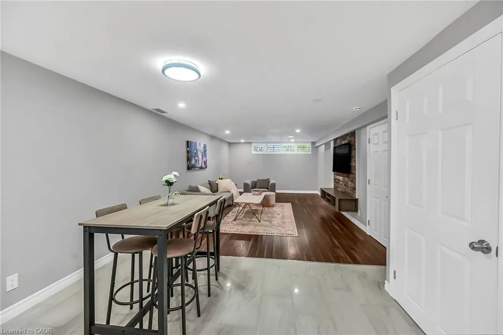 174 Kings Forest Drive, #B