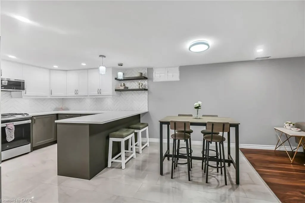 174 Kings Forest Drive, #B