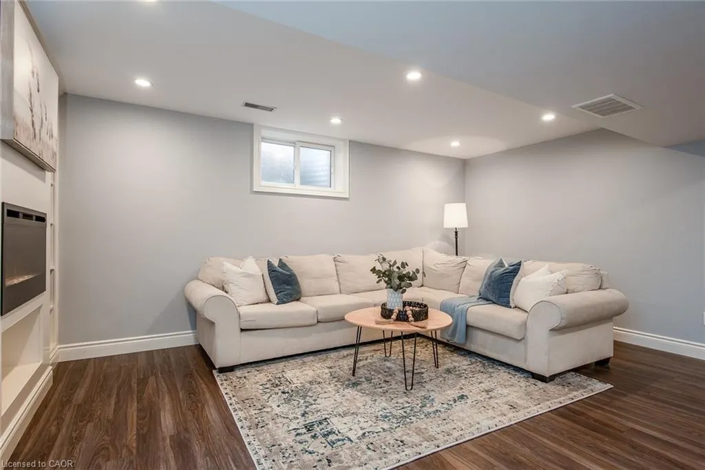 271 Newbury Drive