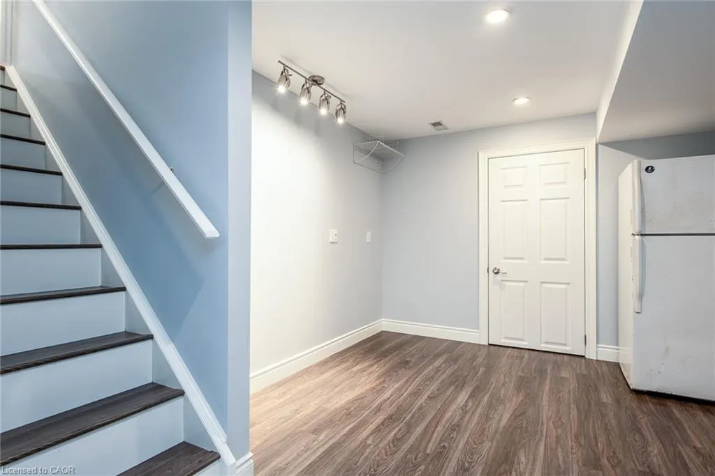 271 Newbury Drive