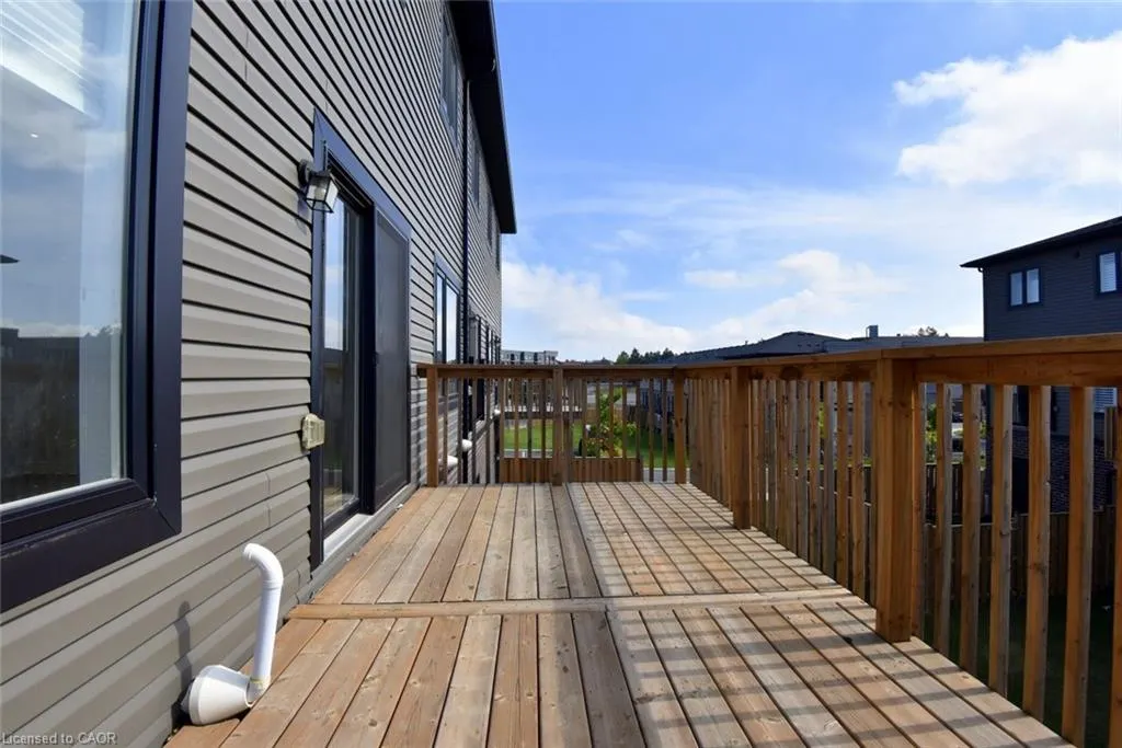 54 Capstone Lane