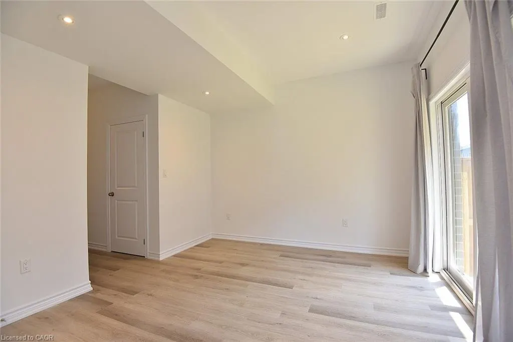 54 Capstone Lane