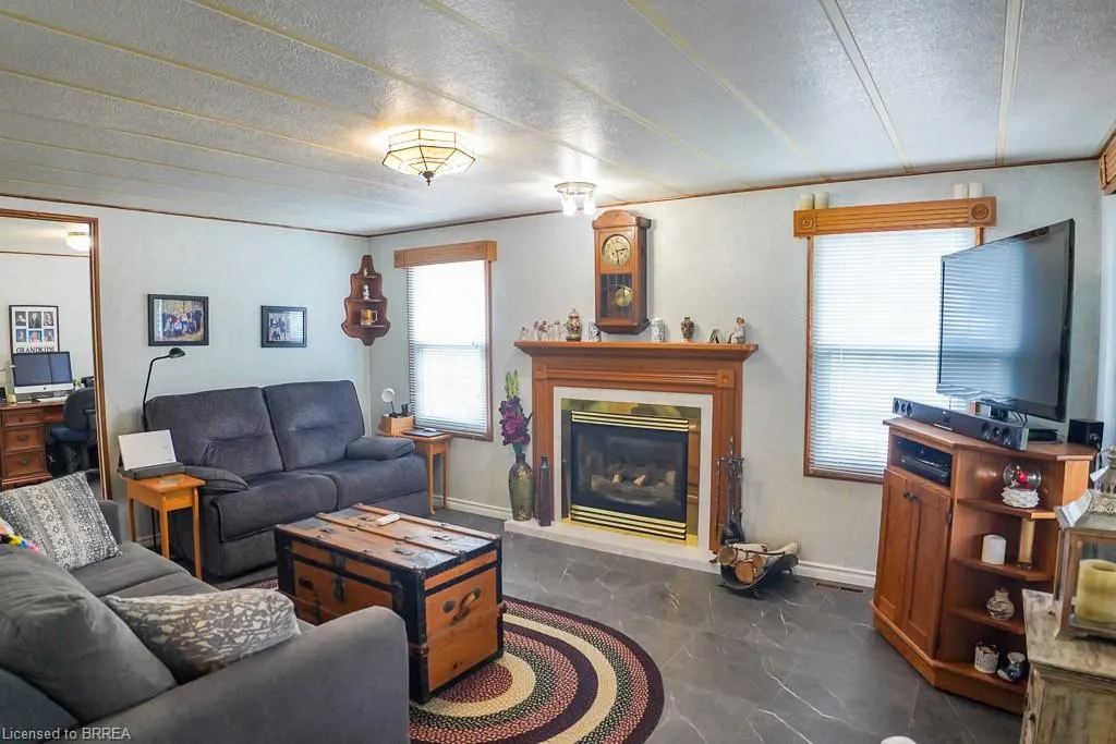 2490 Governor's Road, #17