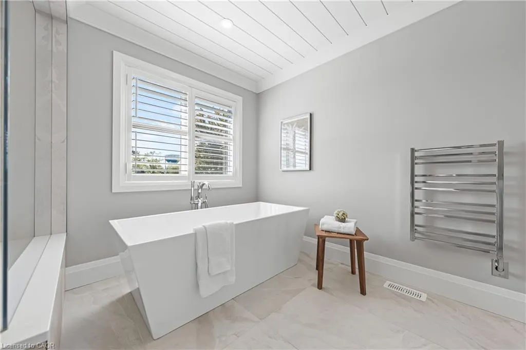 333 Westpark Crescent