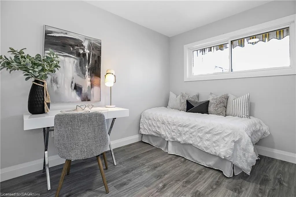 254 West 31st Street, #1