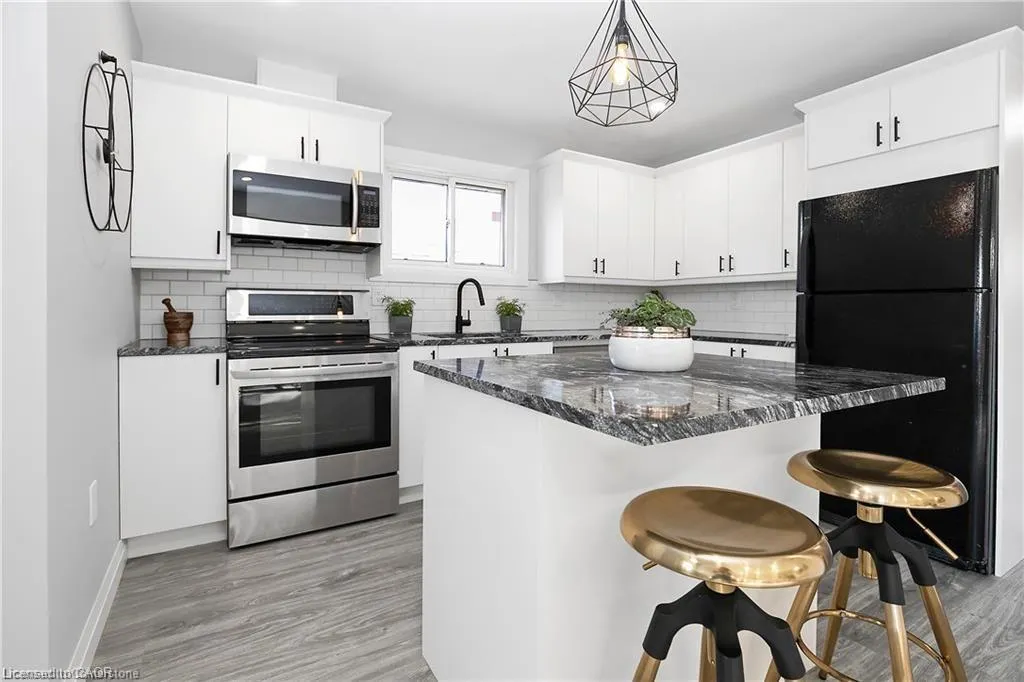 254 West 31st Street, #1
