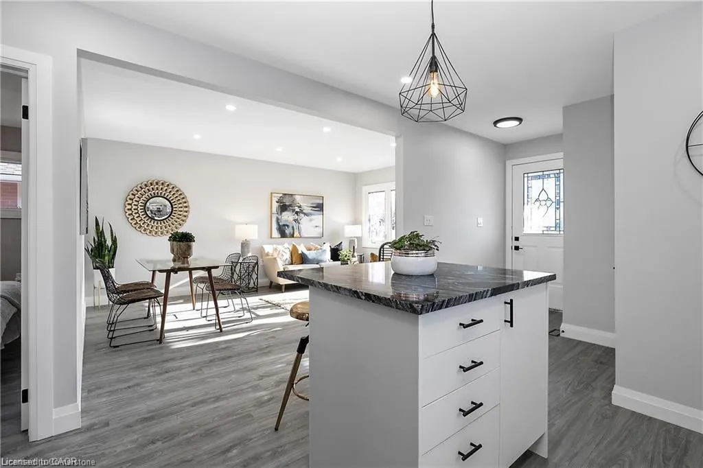 254 West 31st Street, #1