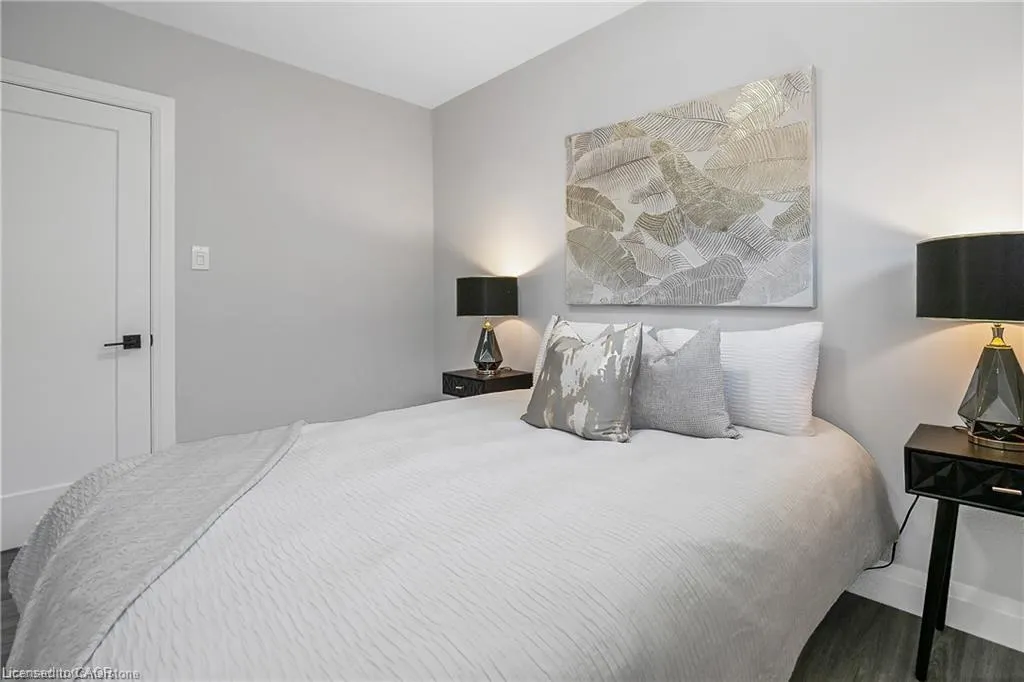 254 West 31st Street, #1