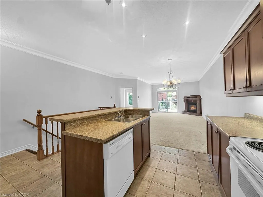 15 Iron Bridge Court