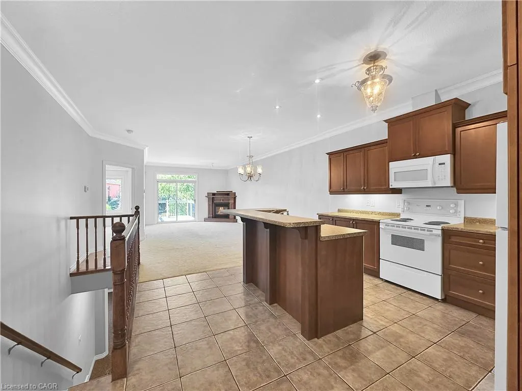 15 Iron Bridge Court