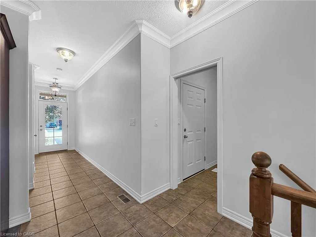 15 Iron Bridge Court